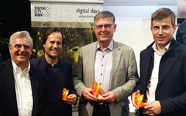 Industry Meets Makers 2018, v.l.n.r.: Fabio Offredi, Thomas Fiedler, Franz Mayer (Magna) und Hubert Wimmer