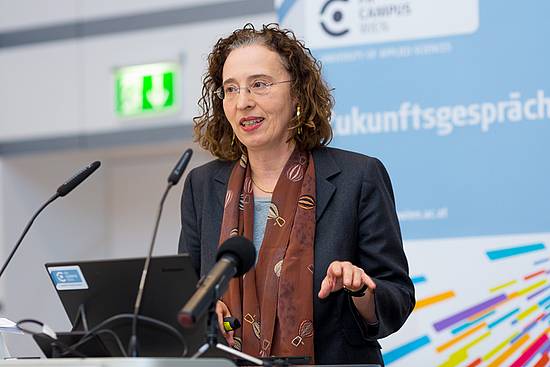 Prof.in Monika Betzler bei den Zukunftsgesprächen 2018