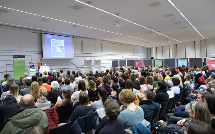 Publikum Campus Lecture: Geschichte der Elementarpädagogik